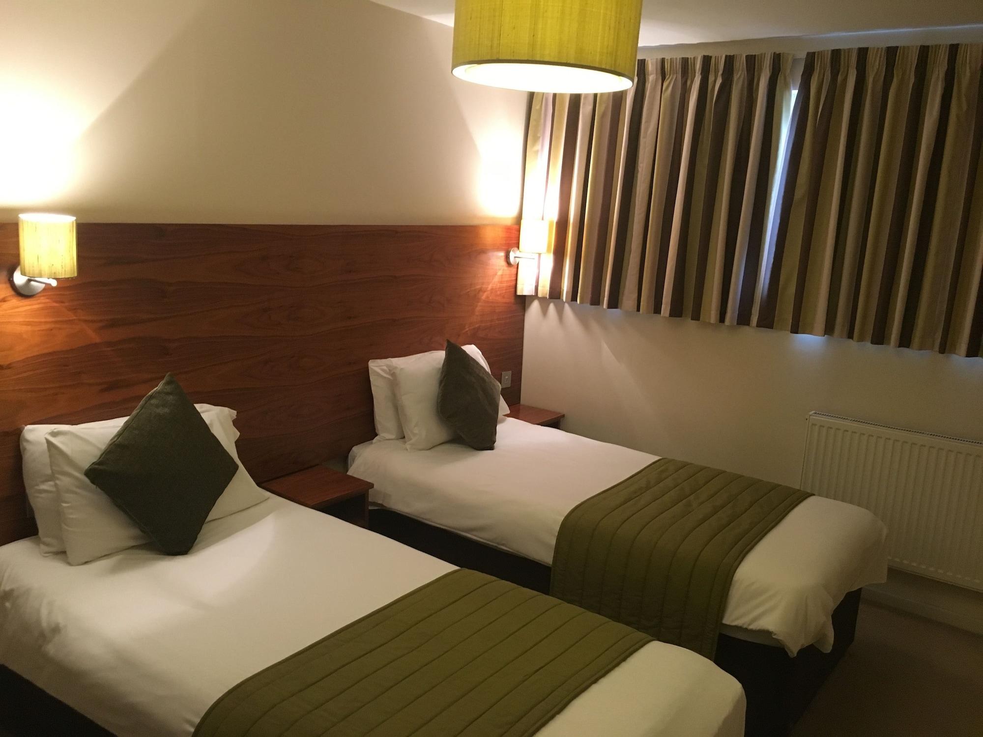 Stockwood Hotel - Luton Airport Exteriör bild