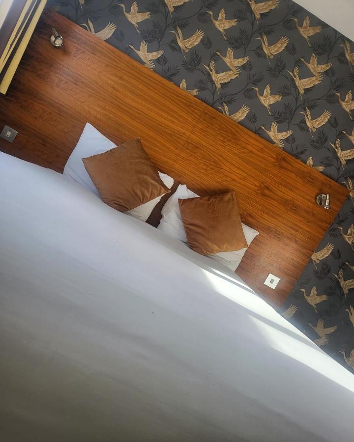 Stockwood Hotel - Luton Airport Exteriör bild